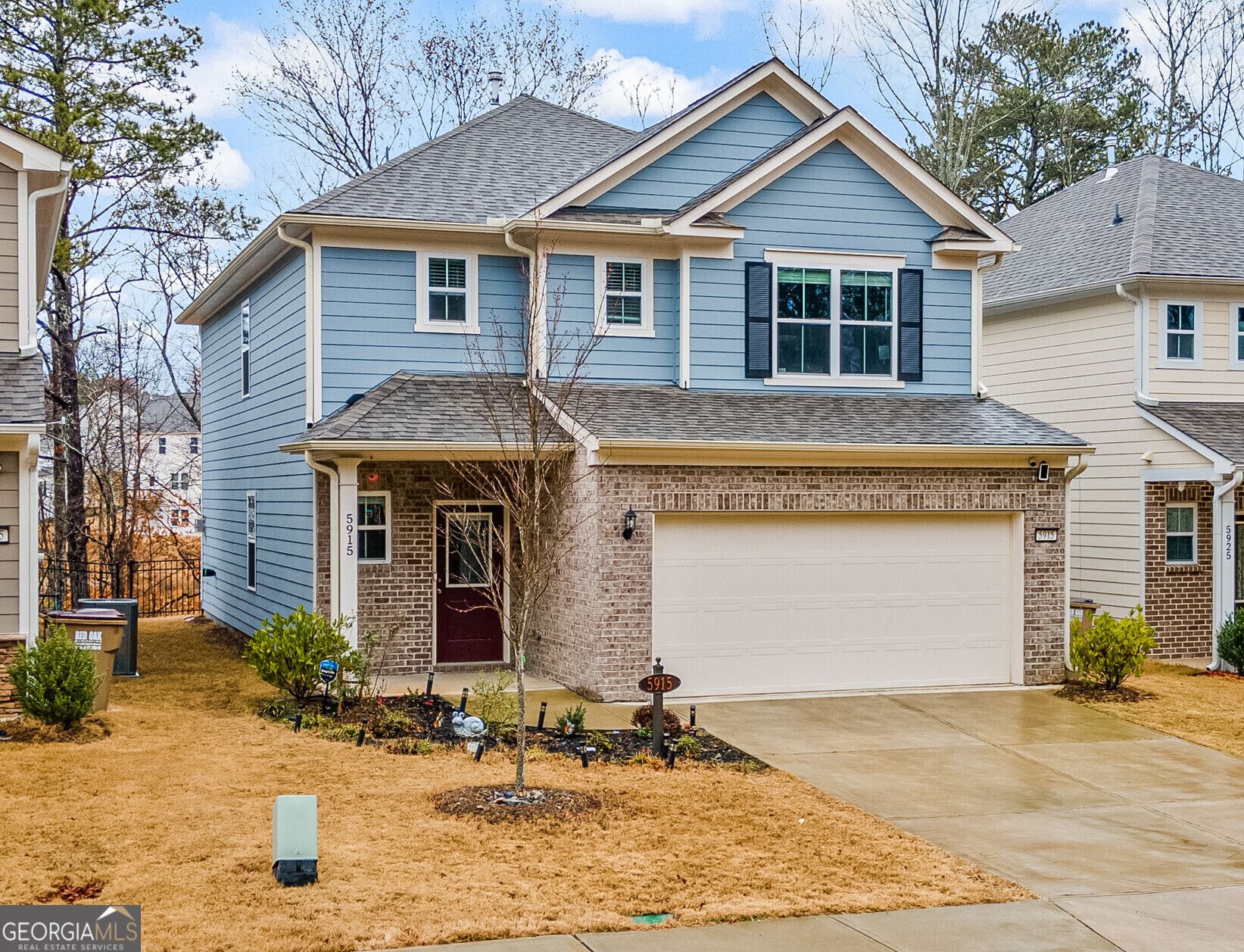 Property Photo: 5915 Pinnacle View Road GA 30040
