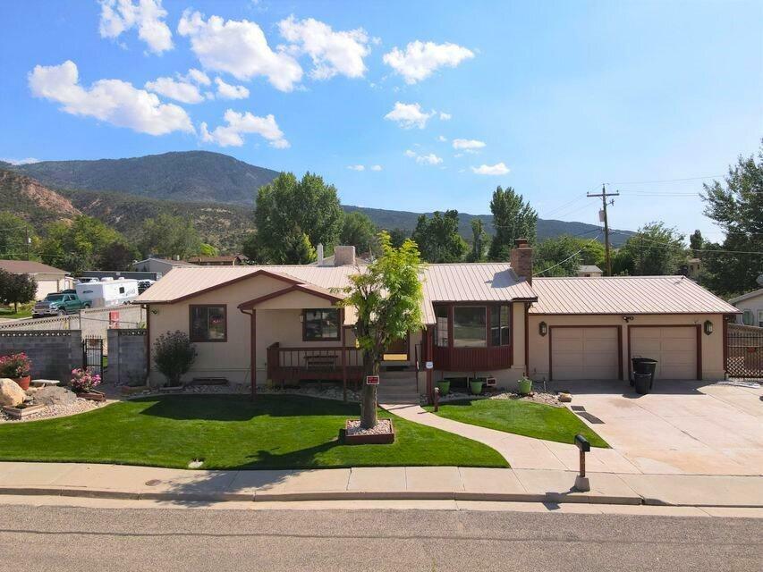 463 W Mountain View Dr  Cedar City UT 84720 photo