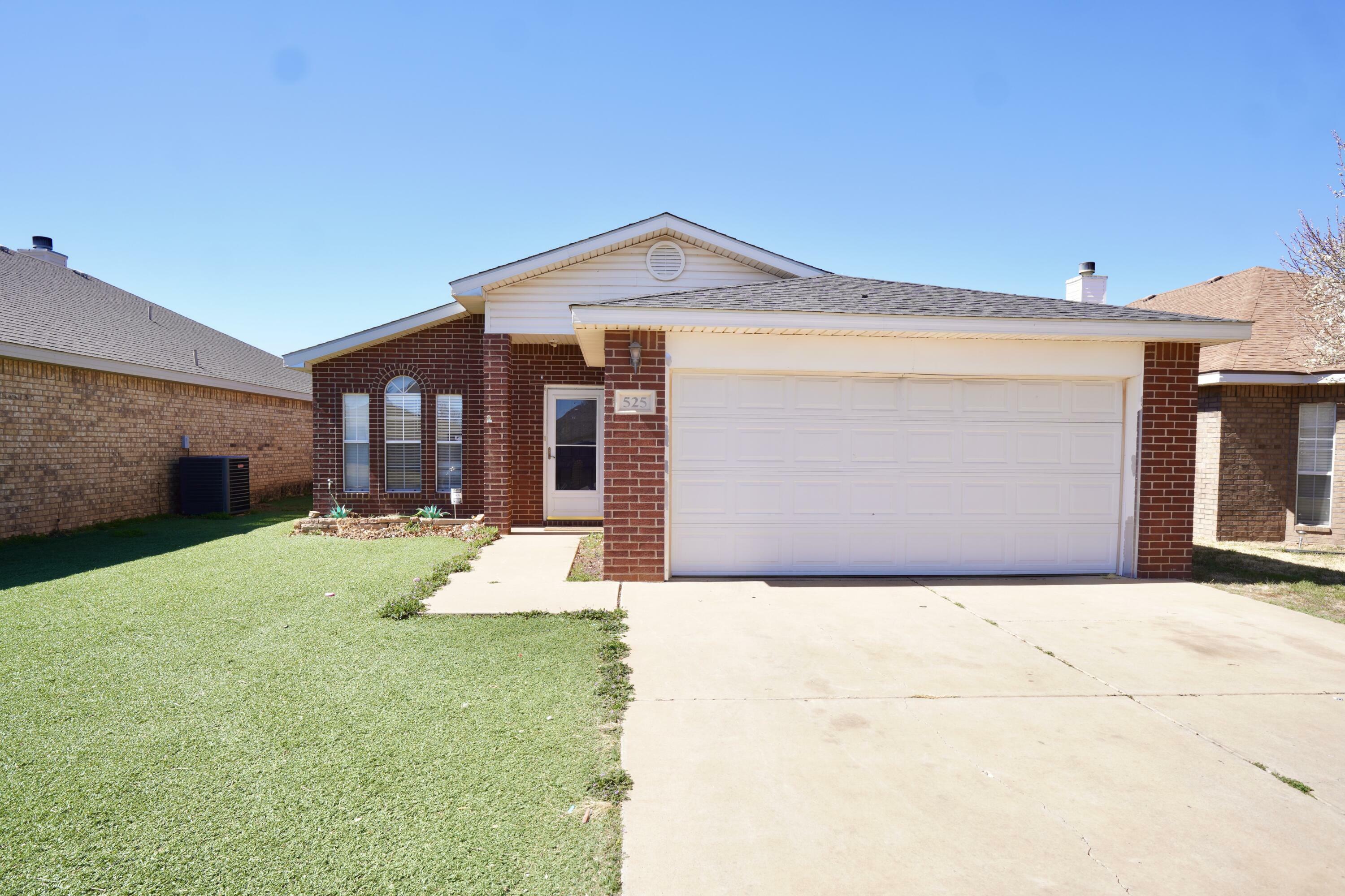 Property Photo: 525 N Iola Avenue TX 79416