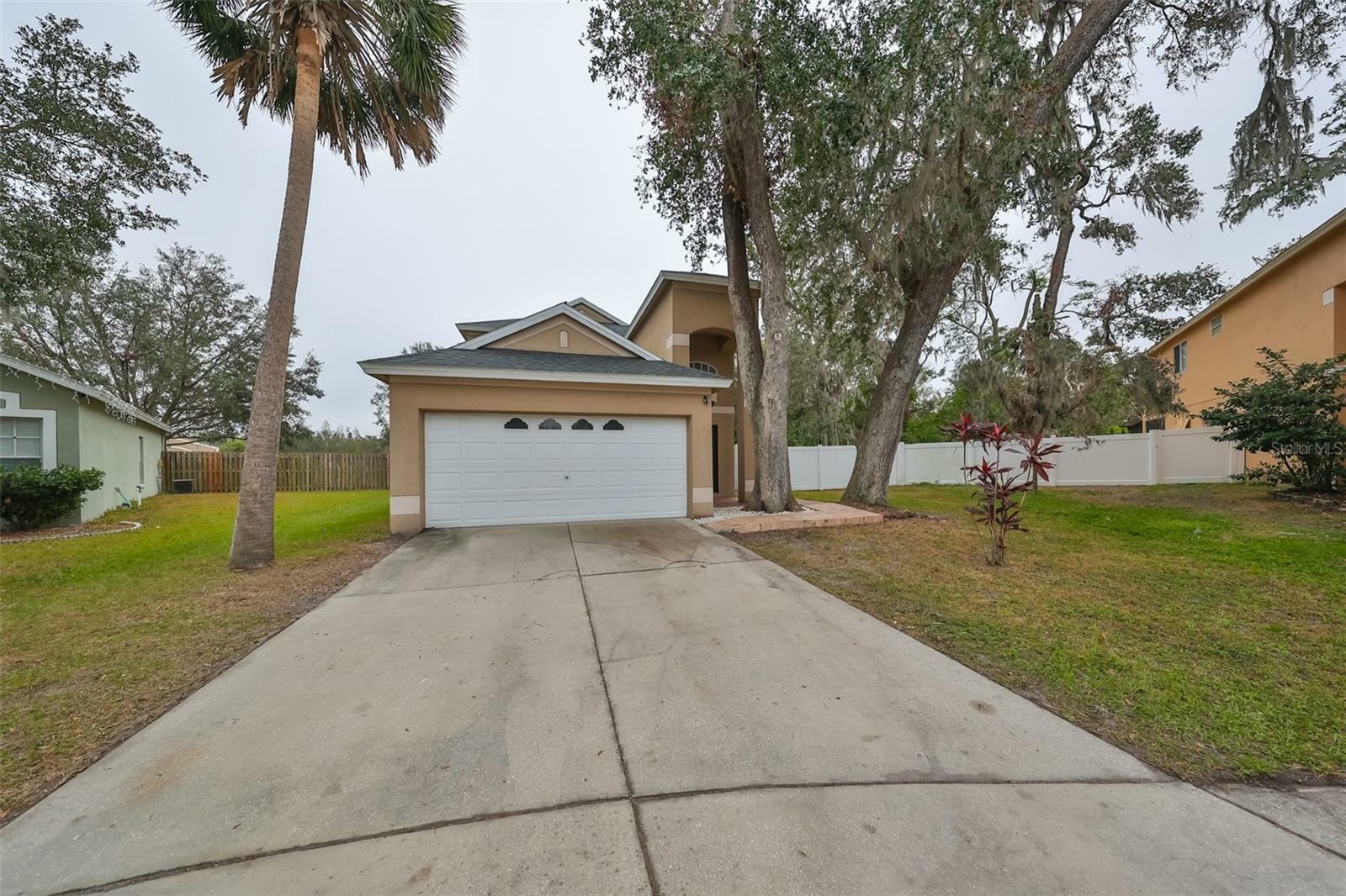 Property Photo:  6930 Summer Harbor Lane  FL 33578 