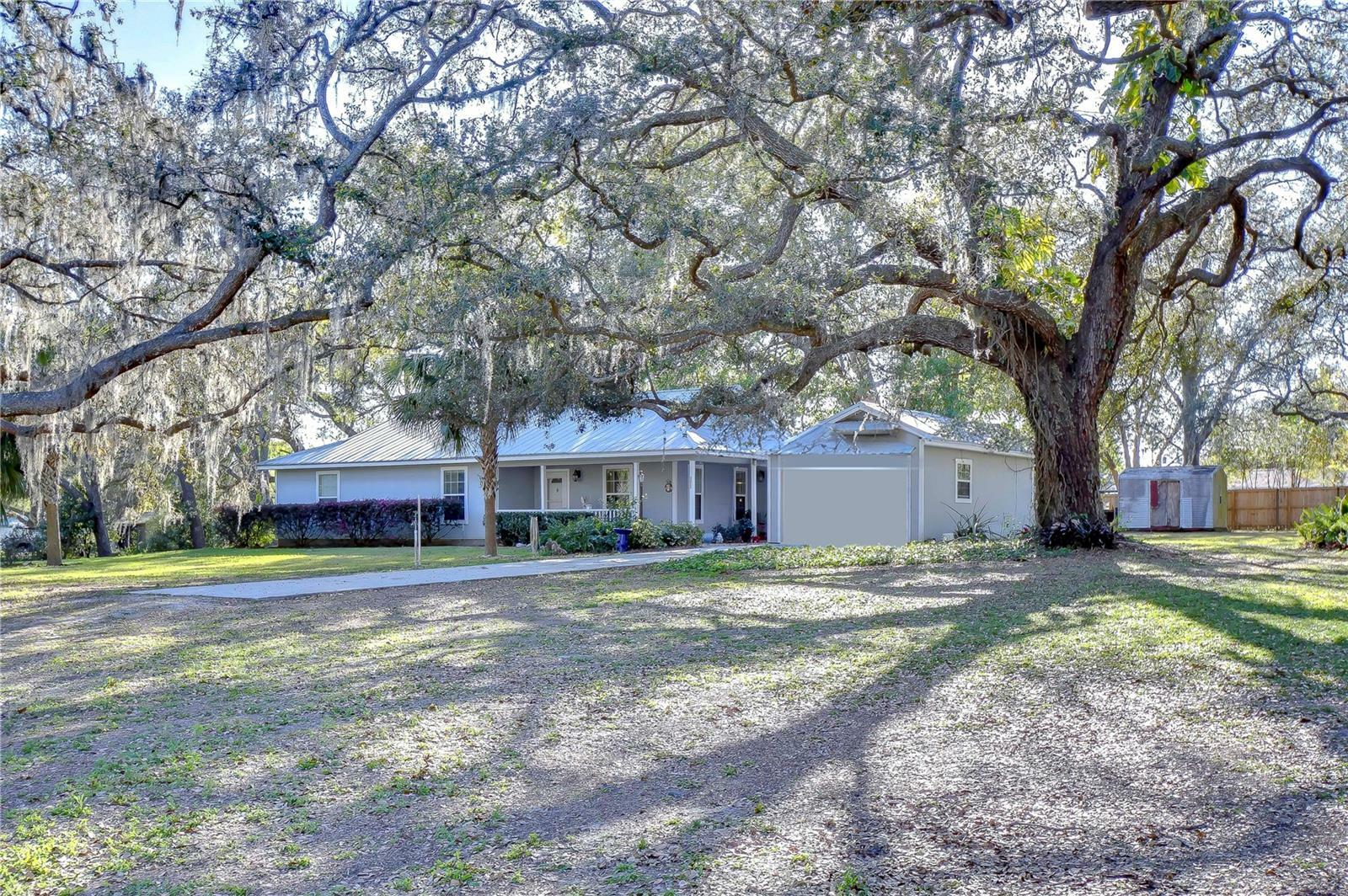 Property Photo:  8249 Cindy Drive  FL 33540 