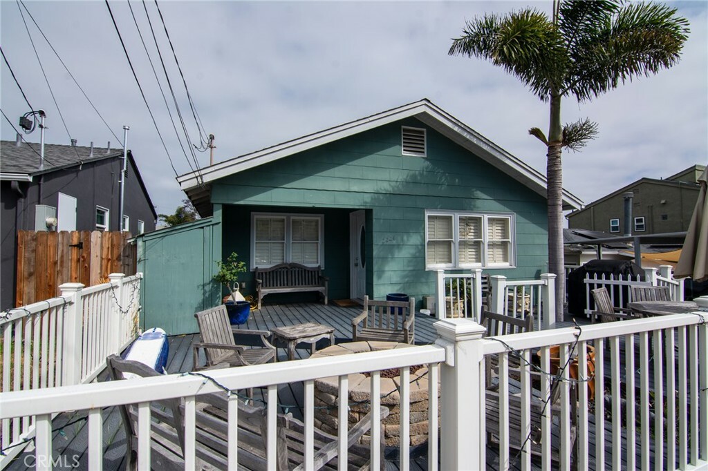 Property Photo:  2226 Etiwanda Street 2  CA 92107 