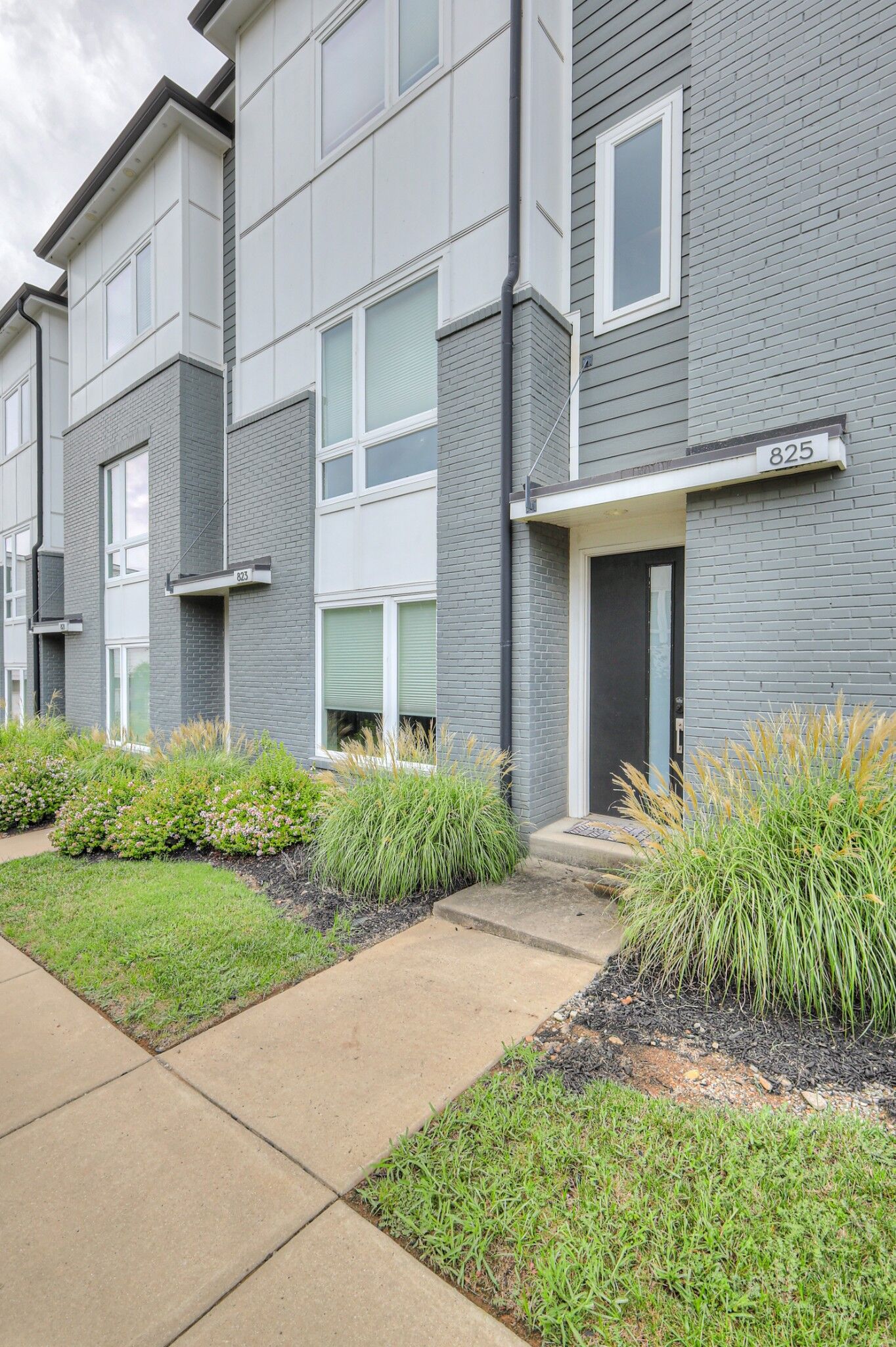 Property Photo:  825 Vibe Pl 825  TN 37216 
