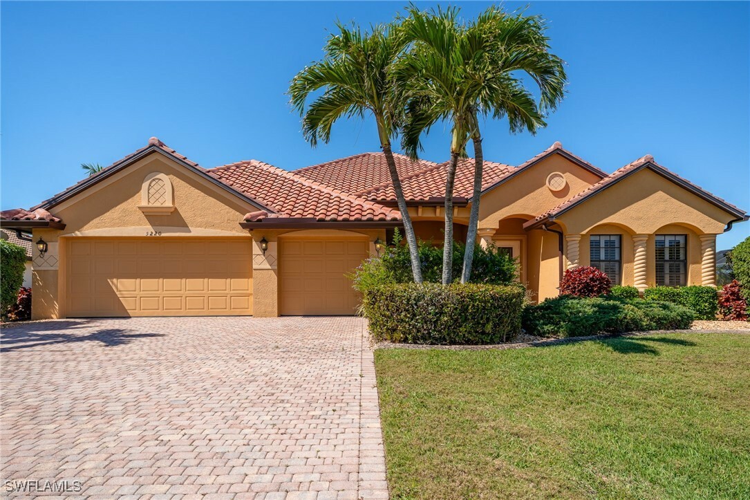 5220 SW 22nd Avenue  Cape Coral FL 33914 photo