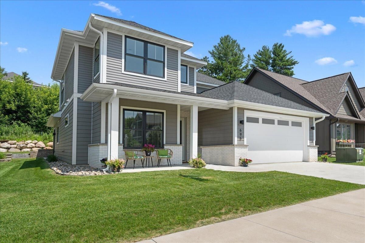 Property Photo: 696 Inspiration Place MN 55003