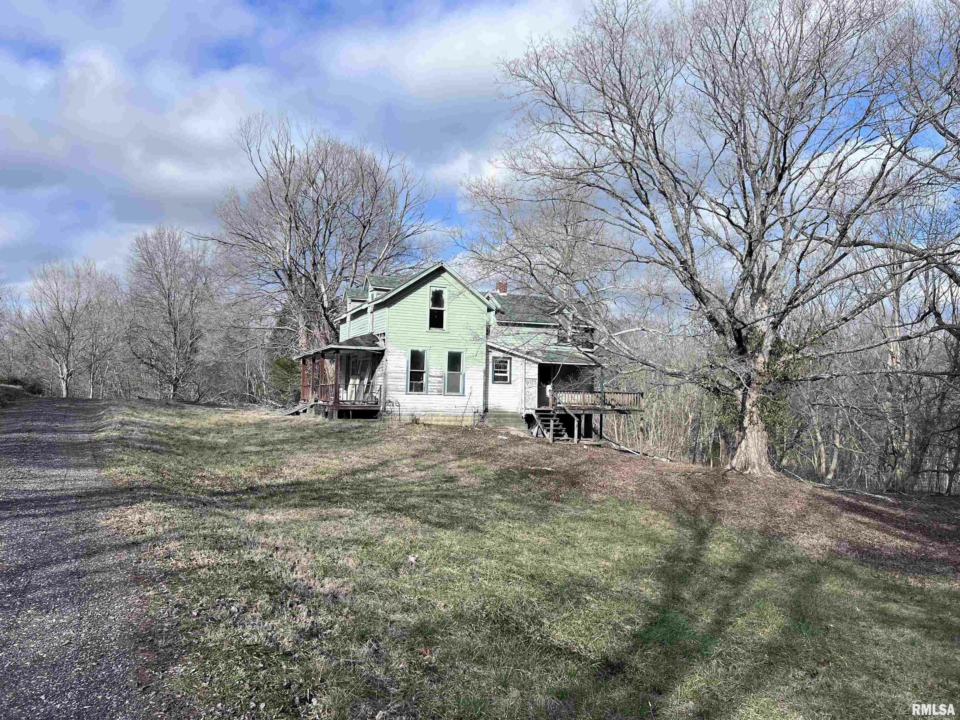 Property Photo: 315 Vines Road IL 62920