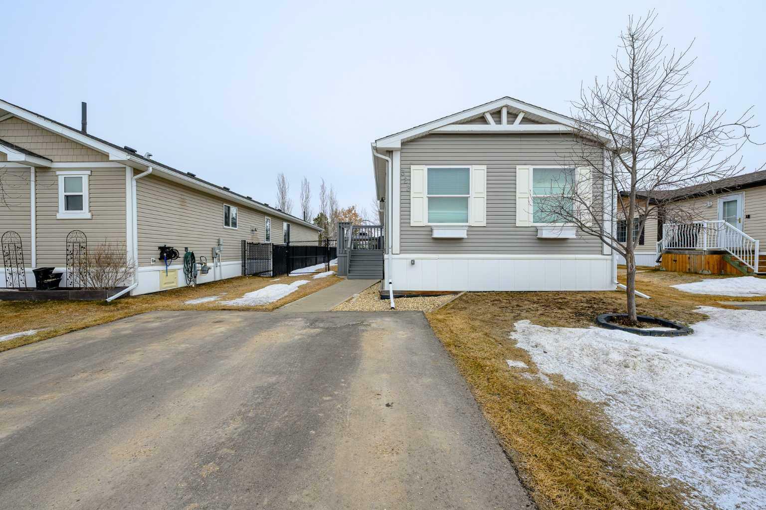 10615 88 Street 323  Grande Prairie AB T8X 1P5 photo