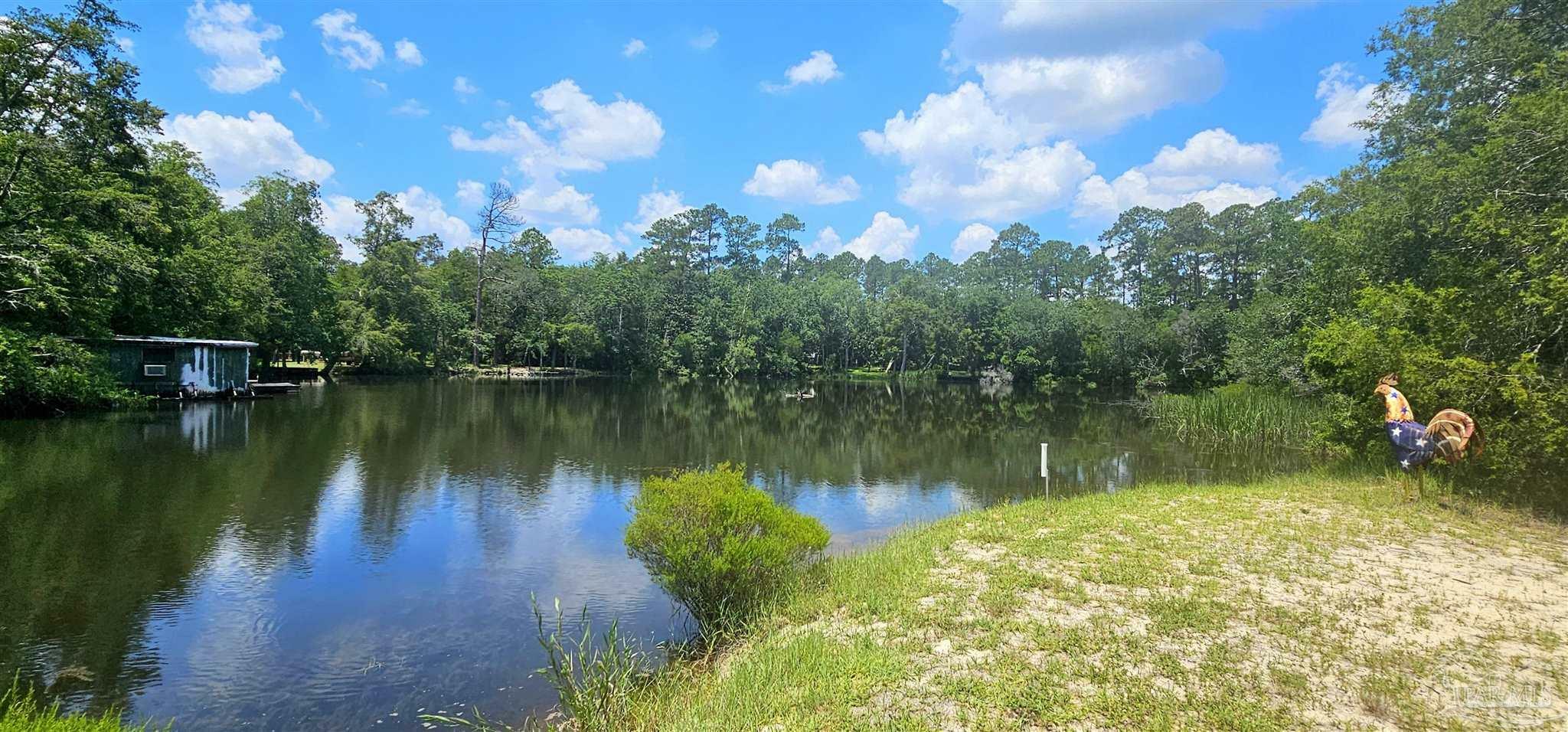 Property Photo: 7649 River Rd FL 32583