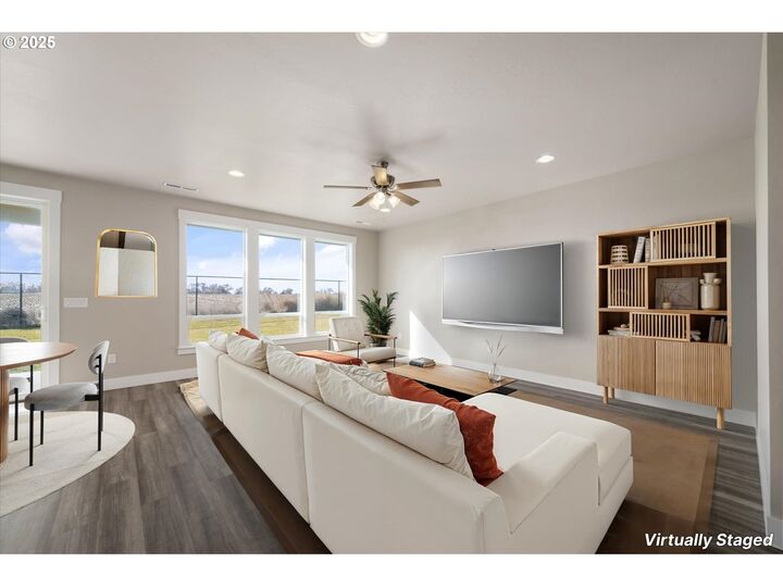 Property Photo: 317 Sage St OR 97818