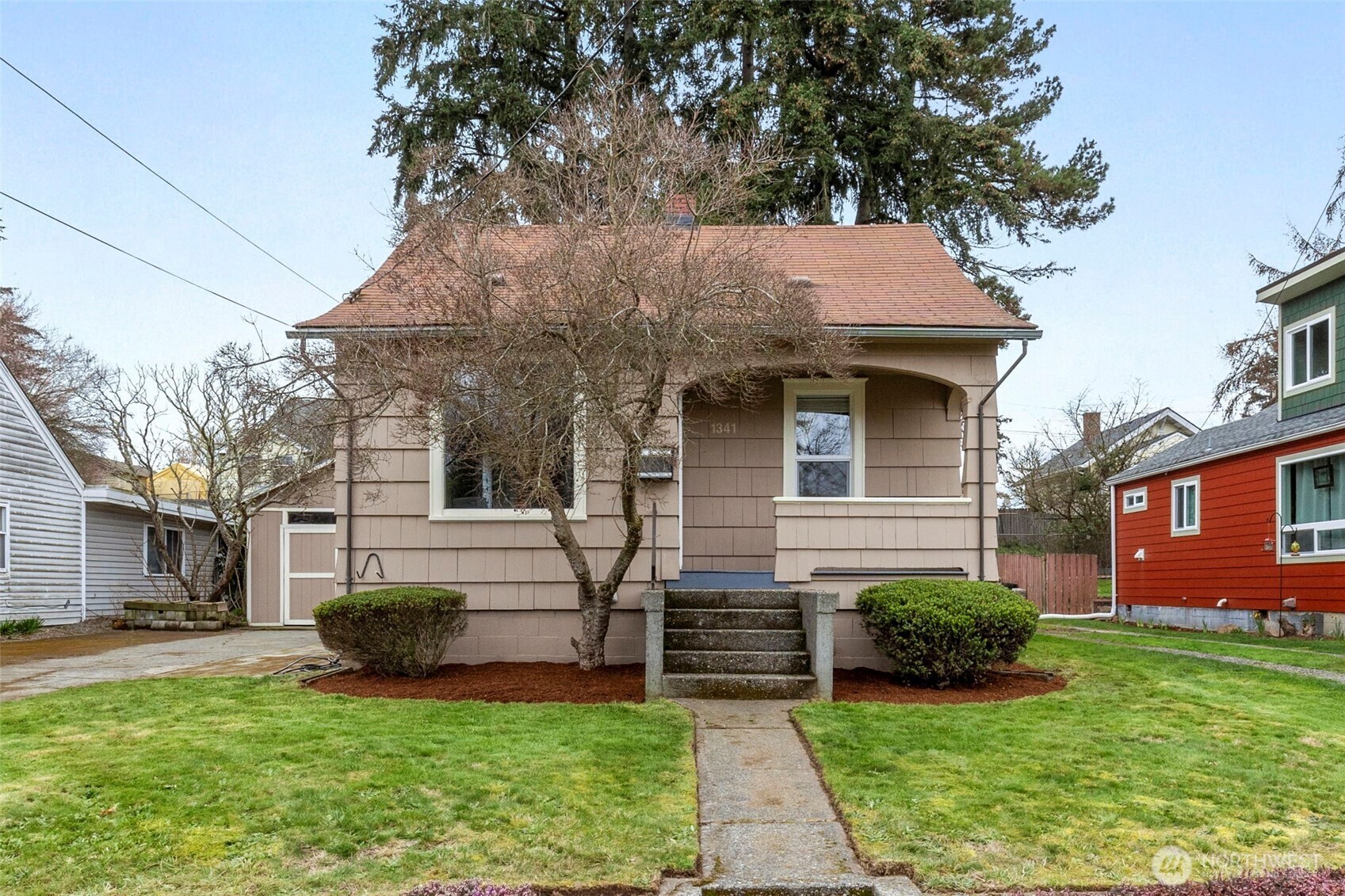 1341 N Montgomery Avenue  Bremerton WA 98312 photo