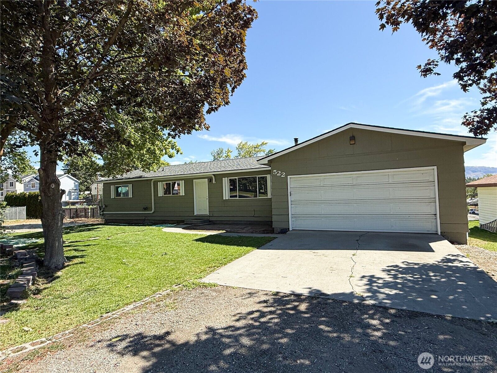 Property Photo: 522 Ironwood Street WA 98841