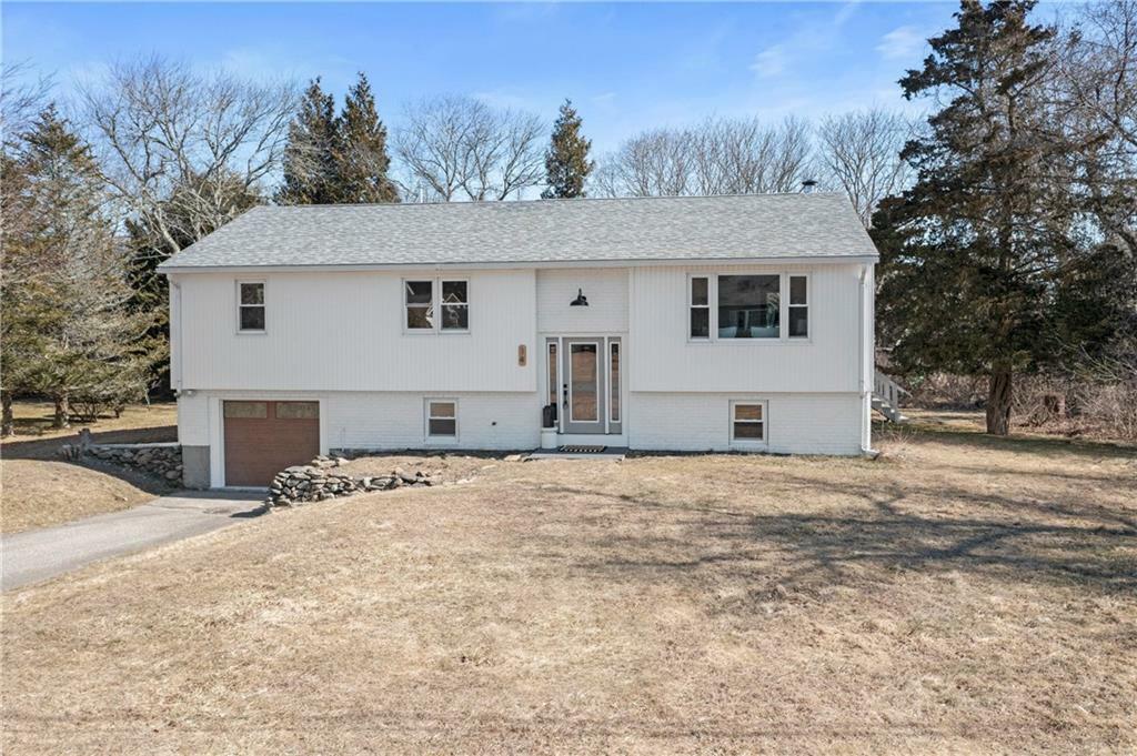 Property Photo:  14 East View Drive  RI 02837 