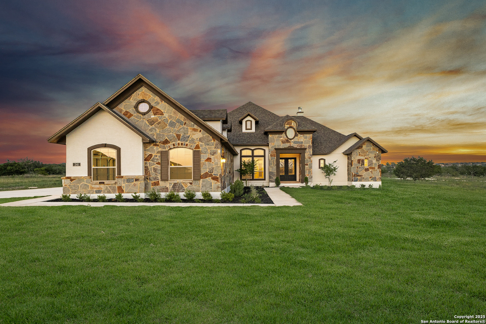 Property Photo: 241 Stone Loop TX 78009