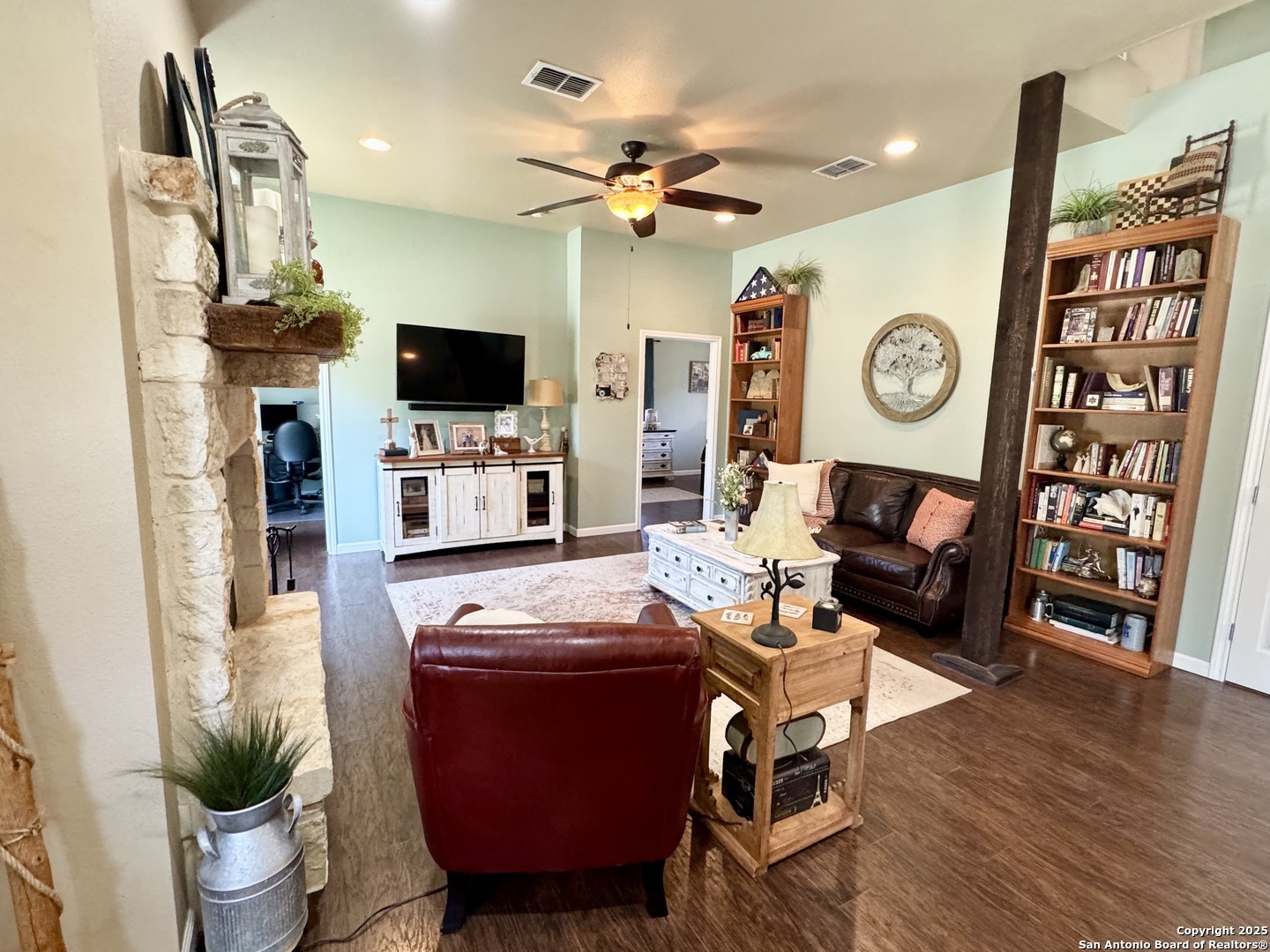 Property Photo: 1137 Dragon Fly TX 78070