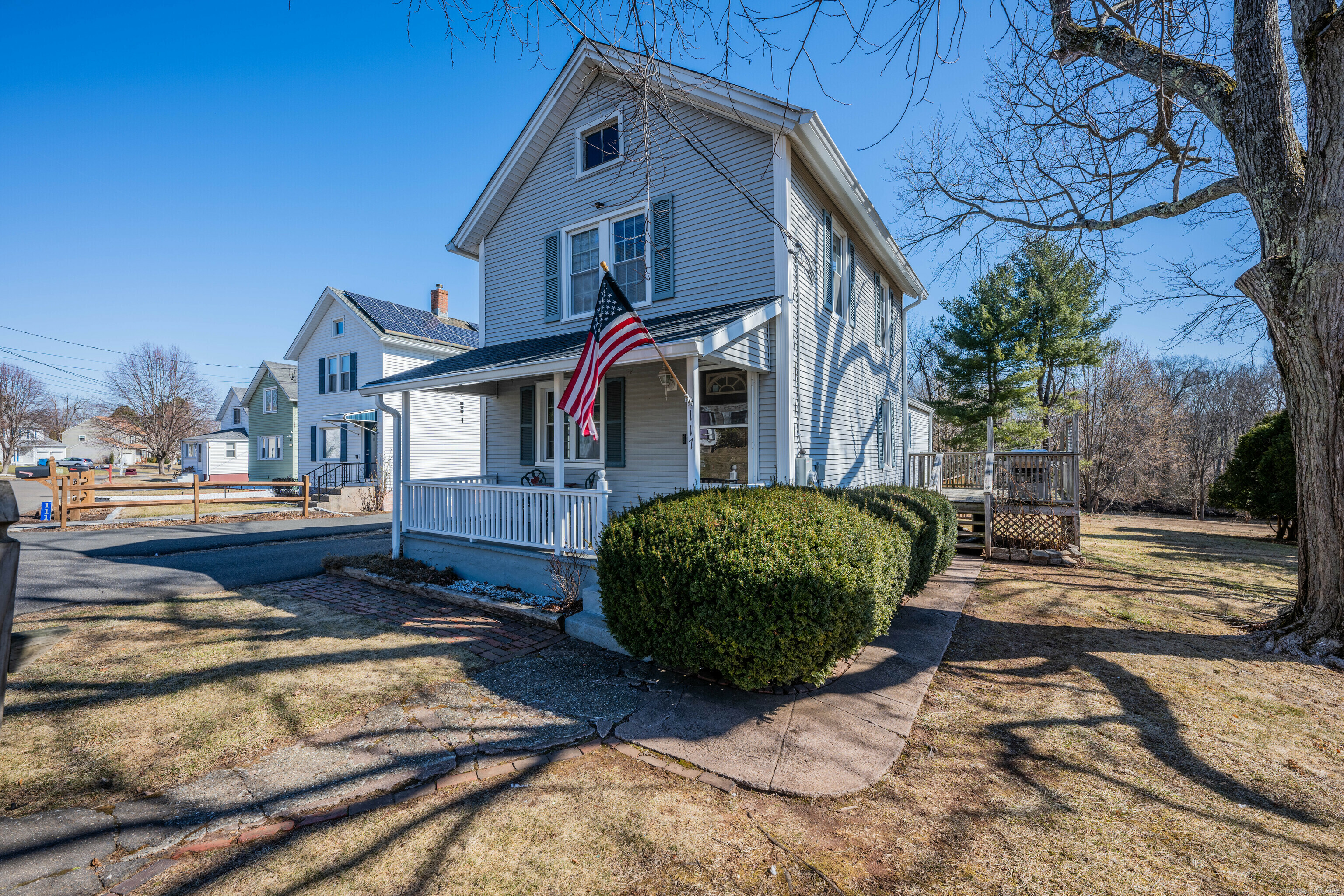117 Mattabassett Street  Berlin CT 06023 photo