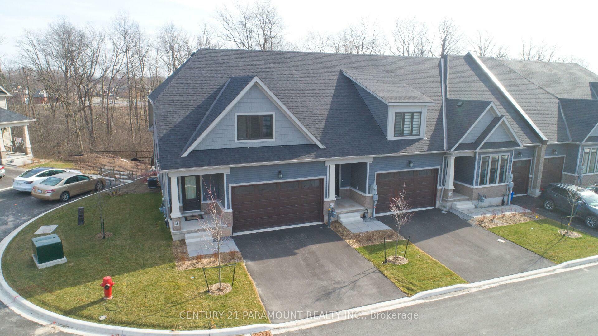 Property Photo: 4311 Mann Street E 38 ON L2G 3K2