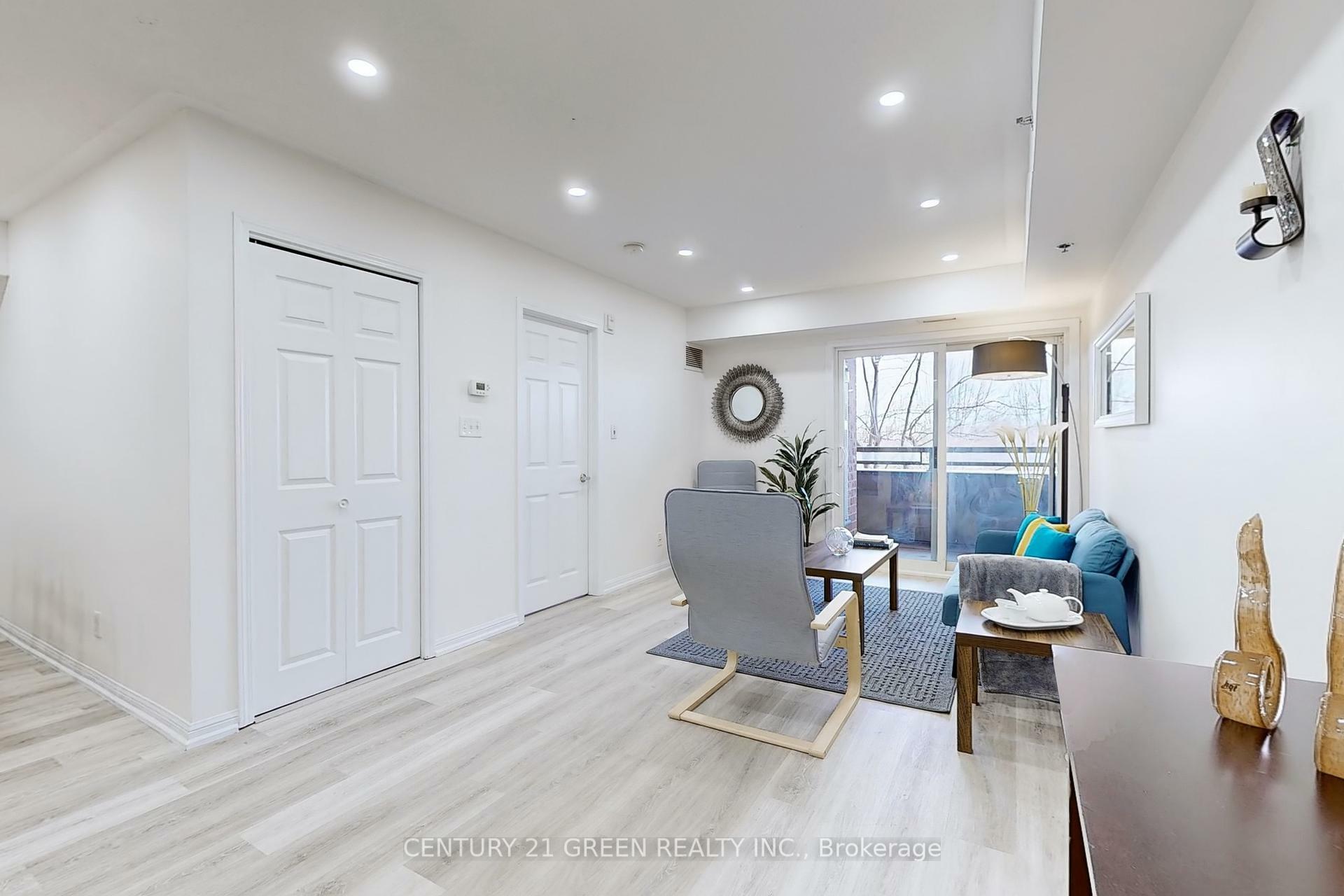 Photo de la propriété: 3060 Rotary Way 215 ON L7M 0G9