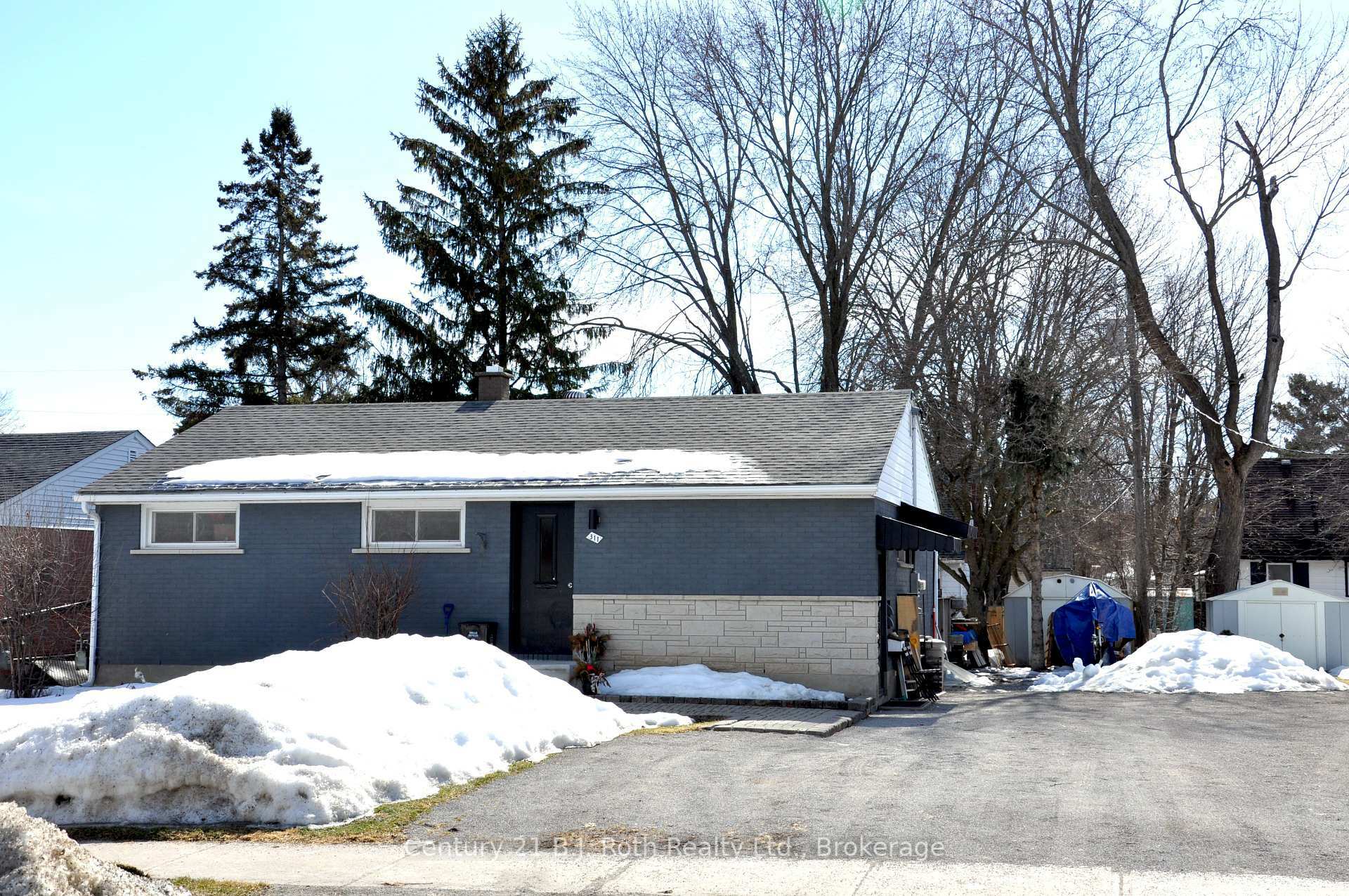 311 James Street E  Orillia ON L3V 1M4 photo