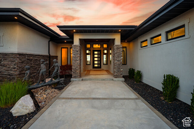 Property Photo: 4379 N Ridge View Way UT 84043