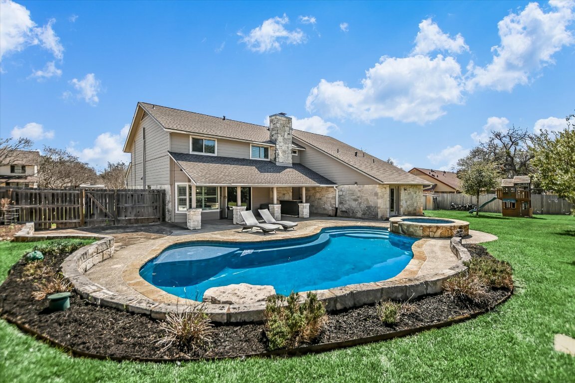 Property Photo:  11402 Pencewood Drive  TX 78750 