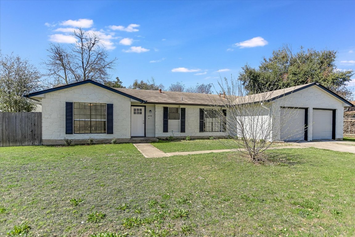 Property Photo:  12304 Deerbrook Trail  TX 78750 