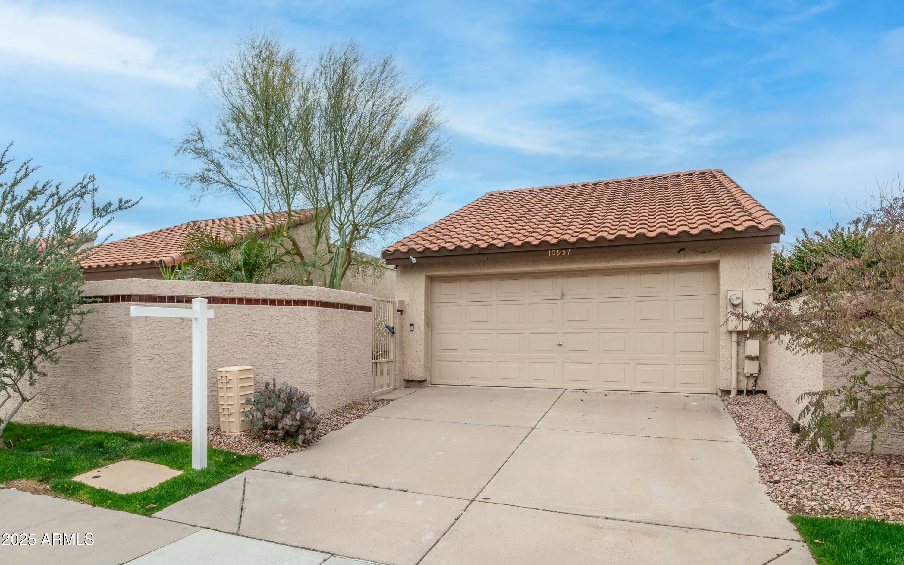 10957 E Hope Drive  Scottsdale AZ 85259 photo