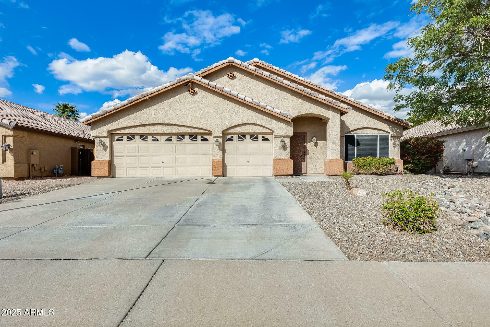 Property Photo: 9174 W Marconi Avenue AZ 85382