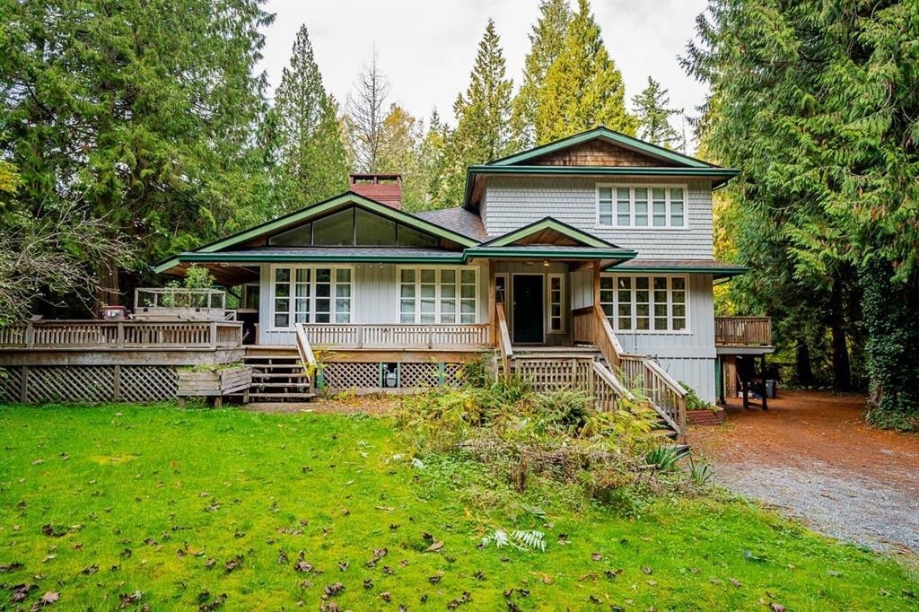 Property Photo: 13127 28 Avenue BC V4P 1K1