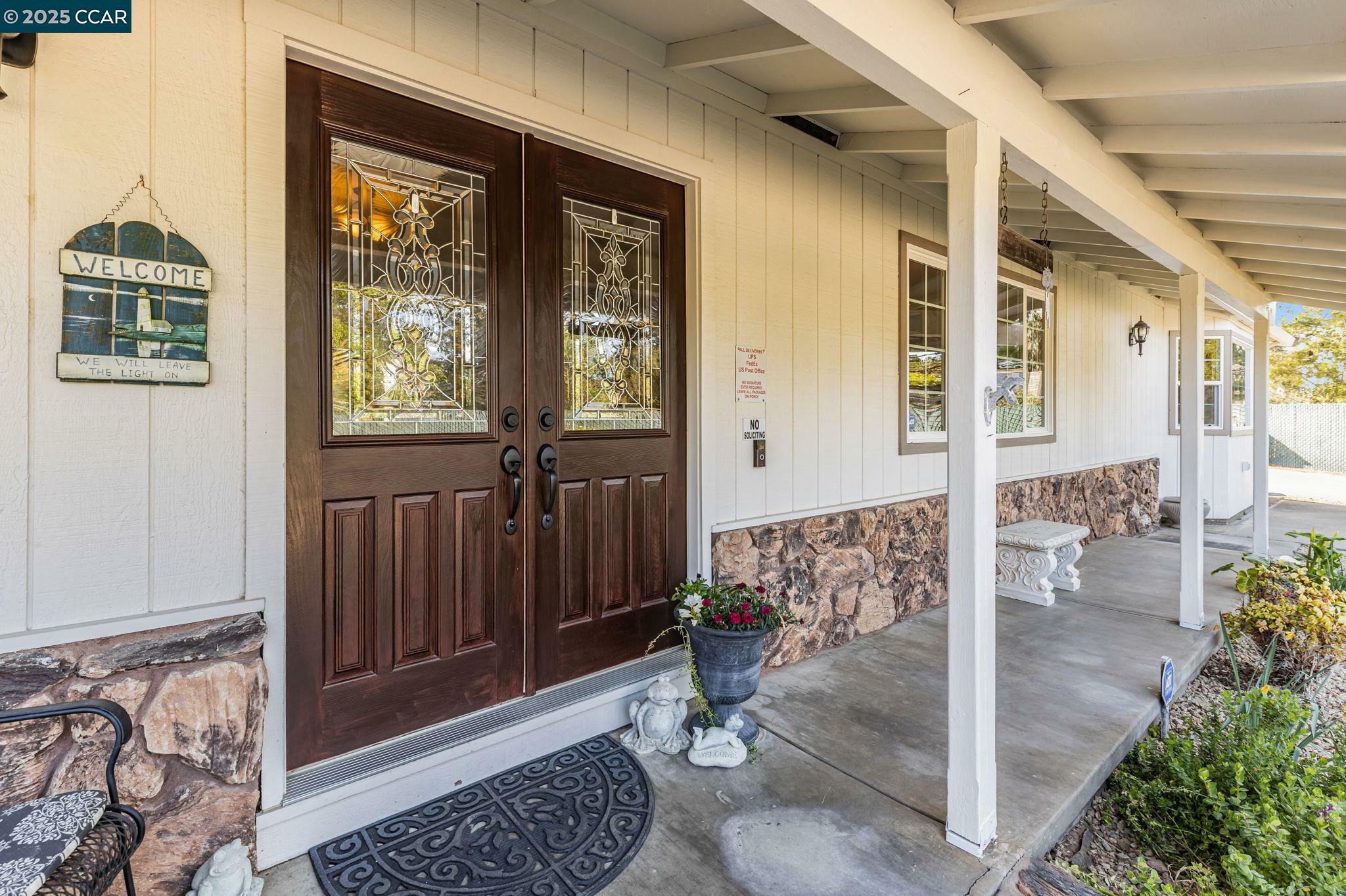 Property Photo: 2571 Anderson Ln CA 94513