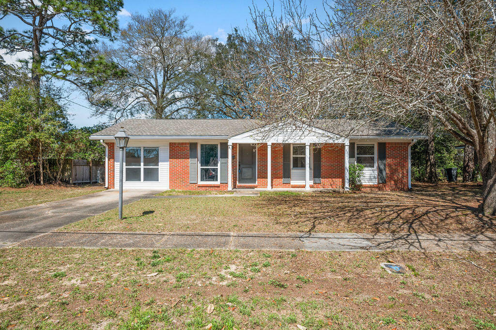 Property Photo:  311 21st Street  FL 32578 