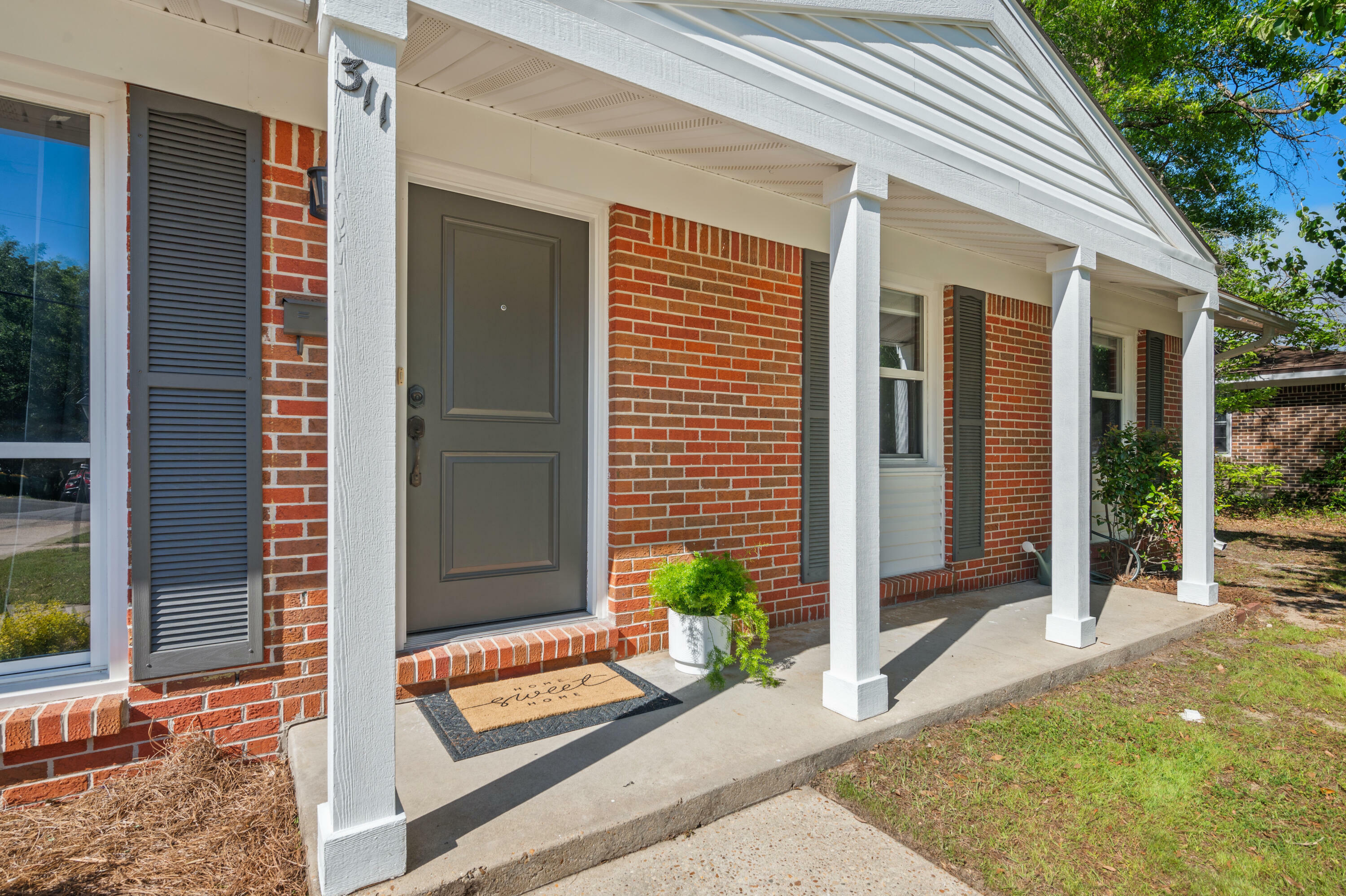 Property Photo: 311 21st Street FL 32578