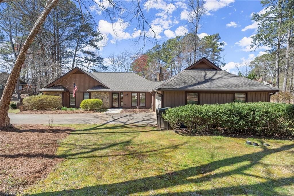 Property Photo: 3093 Brookshire Way GA 30096