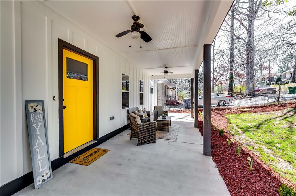 Property Photo:  236 Barfield Avenue SW  GA 30310 