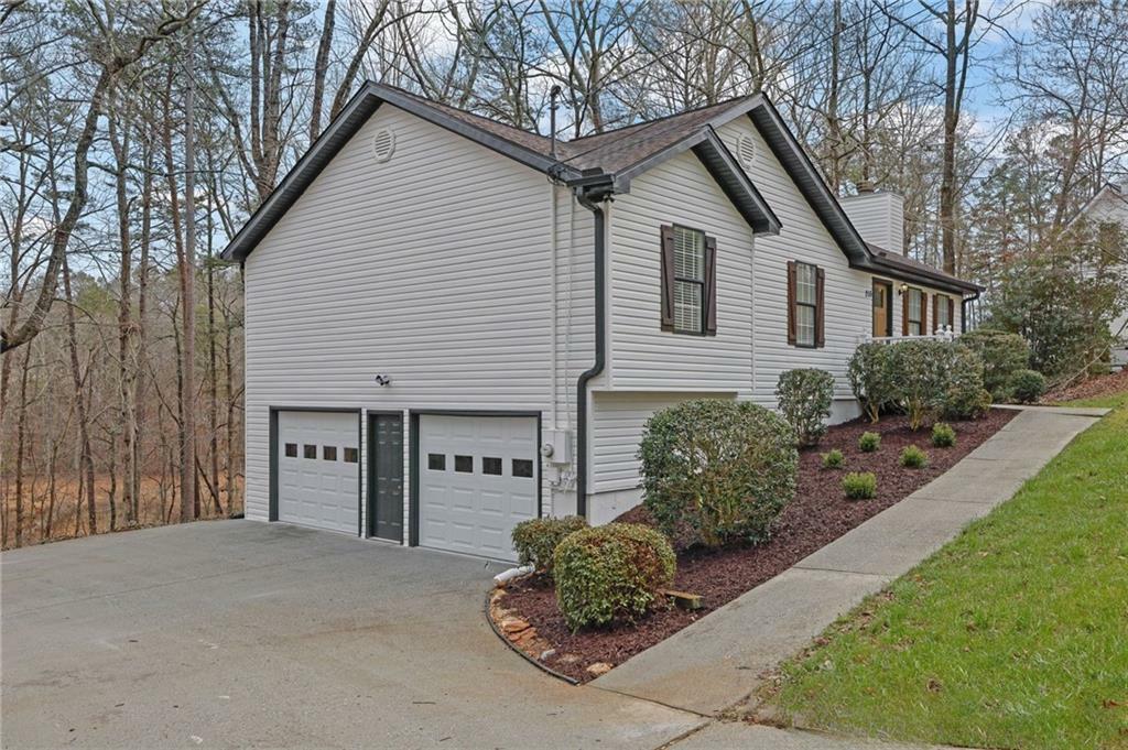 Property Photo:  210 Fairview Cove  GA 30107 