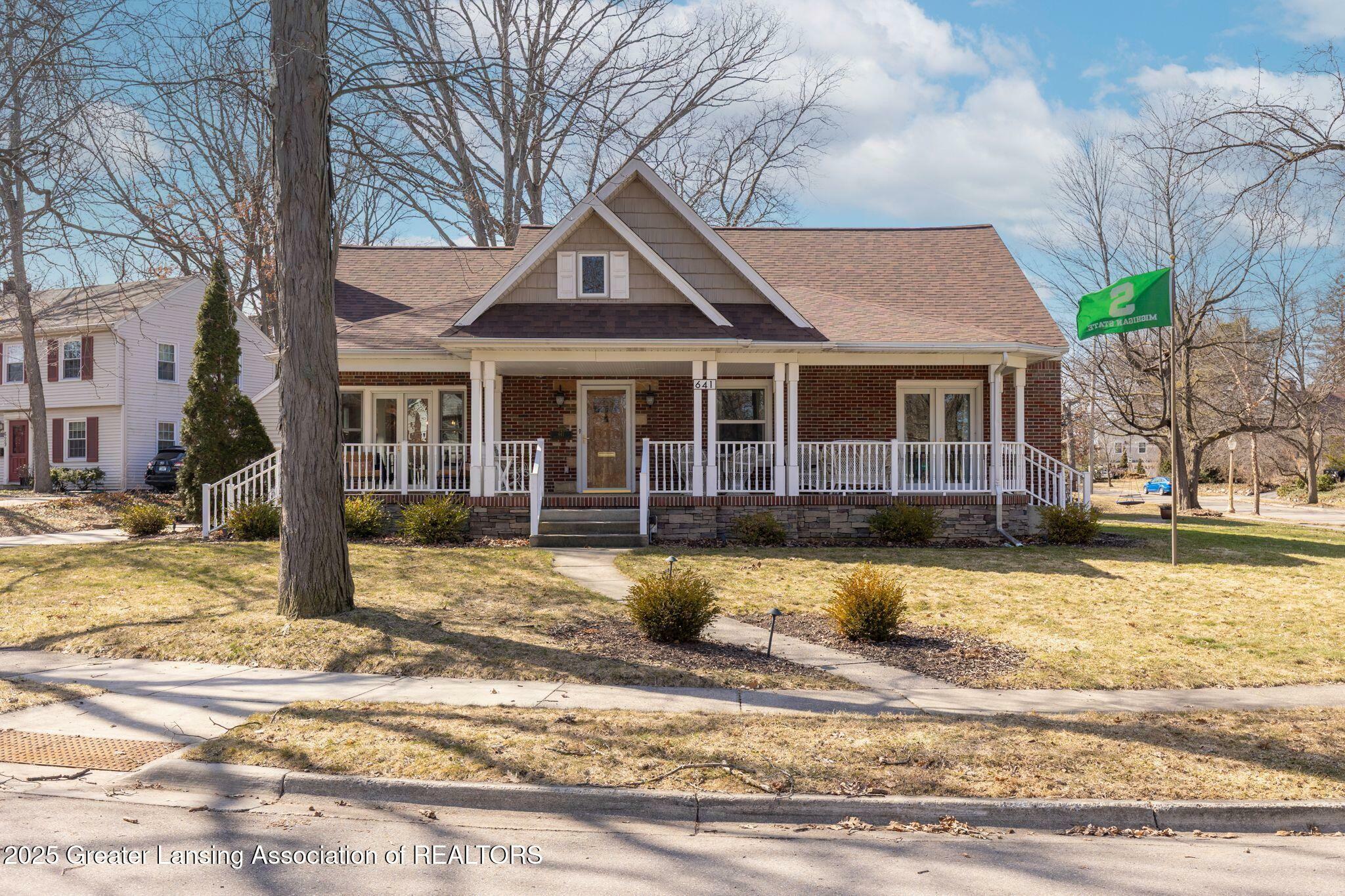 641 Kensington Road  East Lansing MI 48823 photo