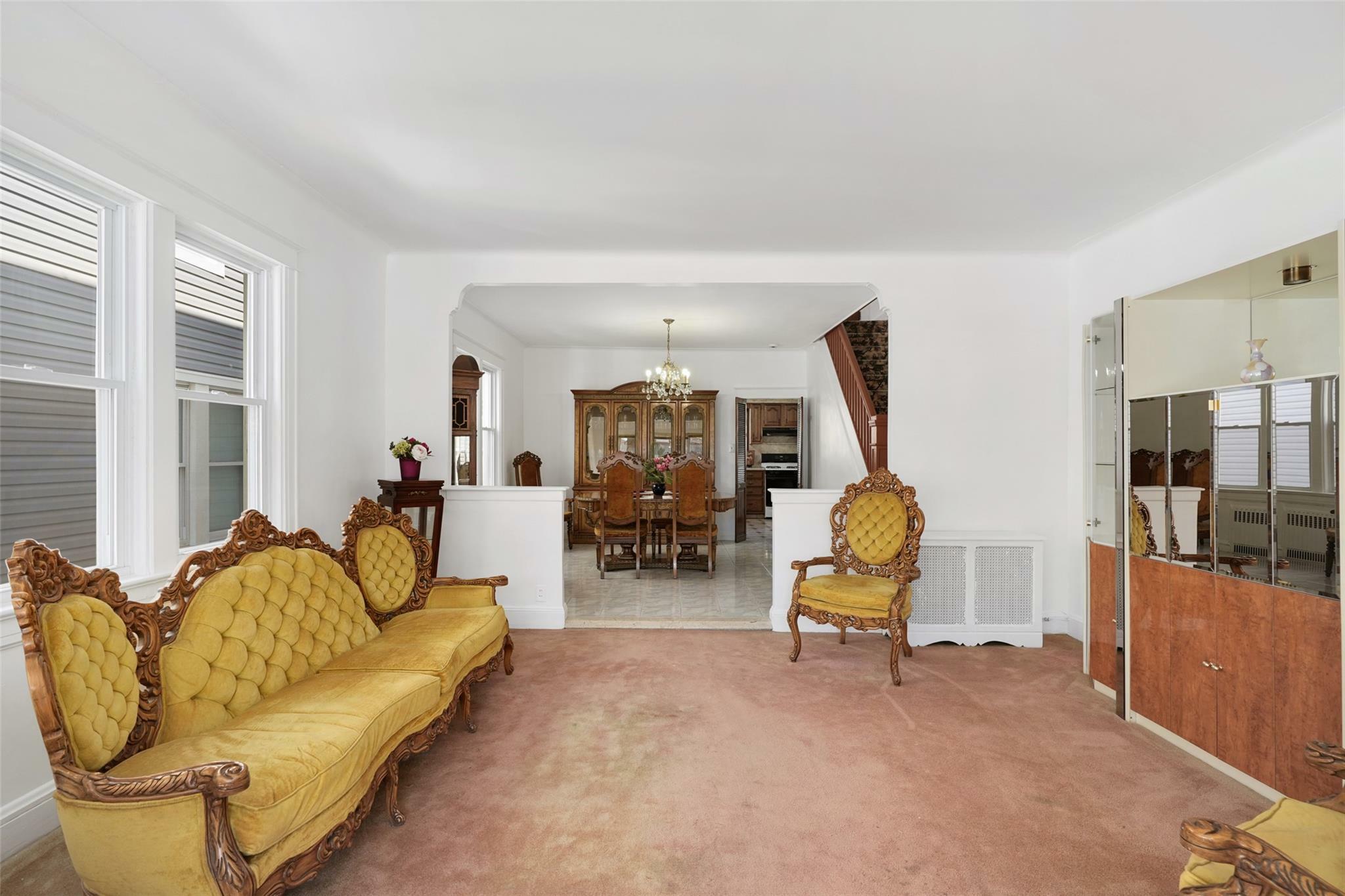 Property Photo:  1652 Hone Avenue  NY 10461 