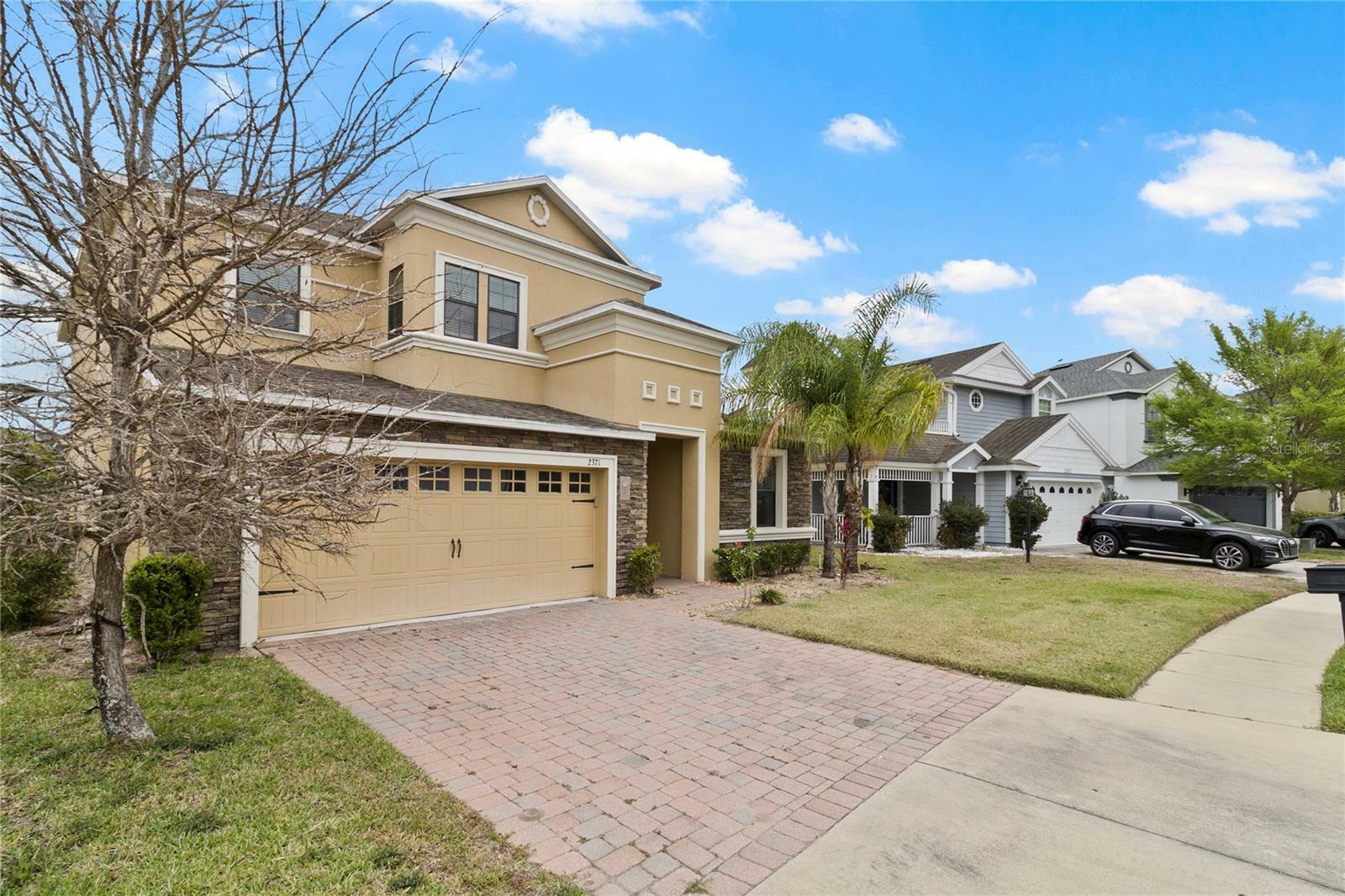 Property Photo:  2371 Victoria Drive  FL 33837 