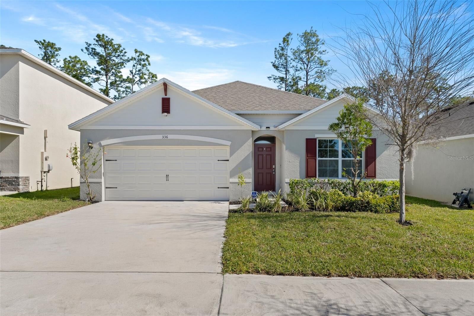 Property Photo: 336 Camilla Road FL 32724