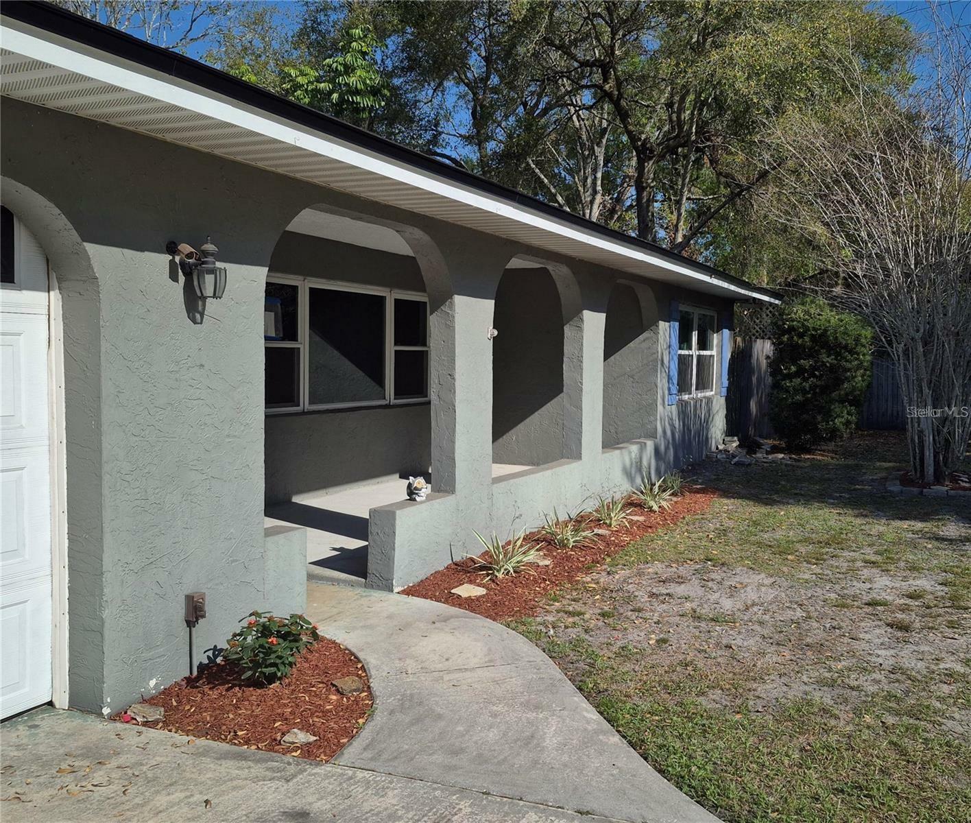 Property Photo:  876 Lobster Court  FL 34744 