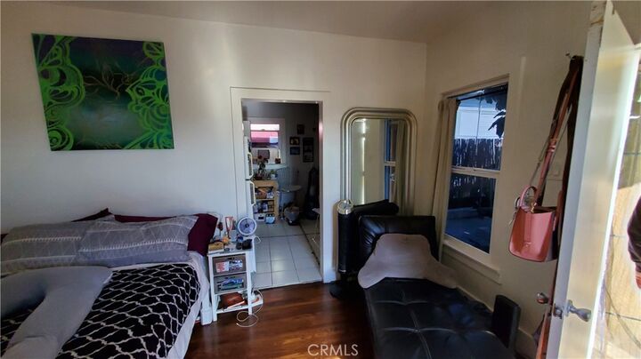 Property Photo:  1713 S Berendo Street  CA 90006 