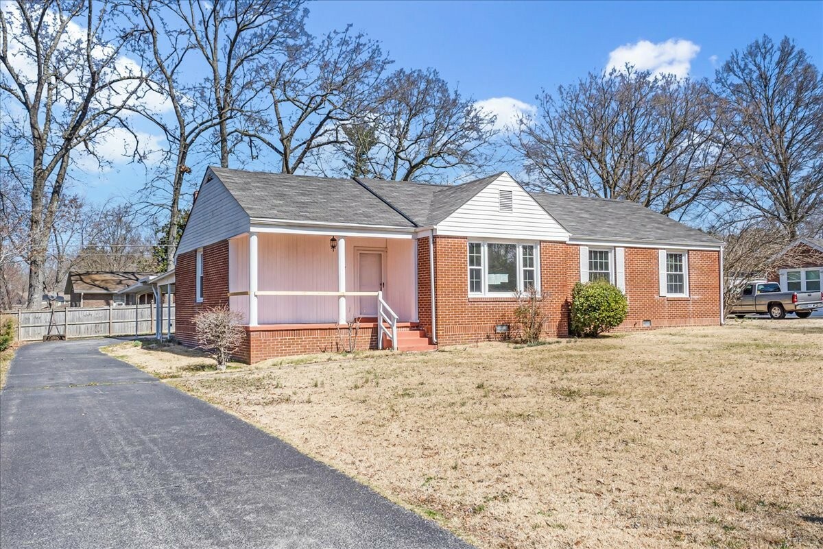 Property Photo: 307 Druid Ln TN 37388