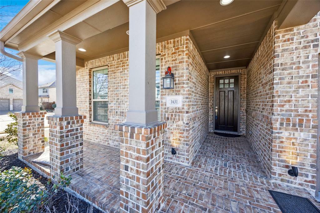 Property Photo:  1631 Star Creek Drive  TX 75078 