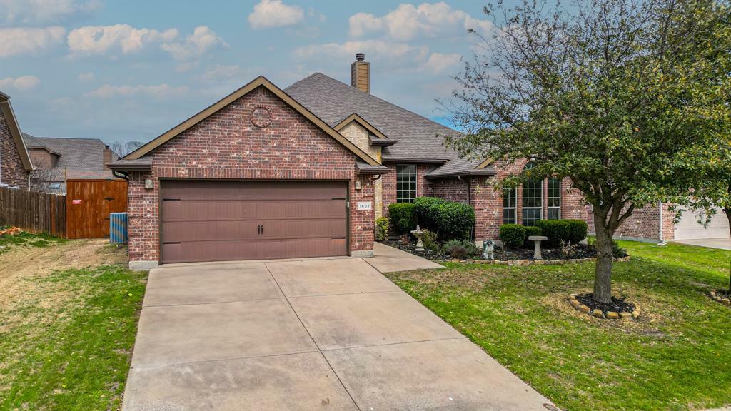 Photo de la propriété:  1605 Salado Trail  TX 76087 