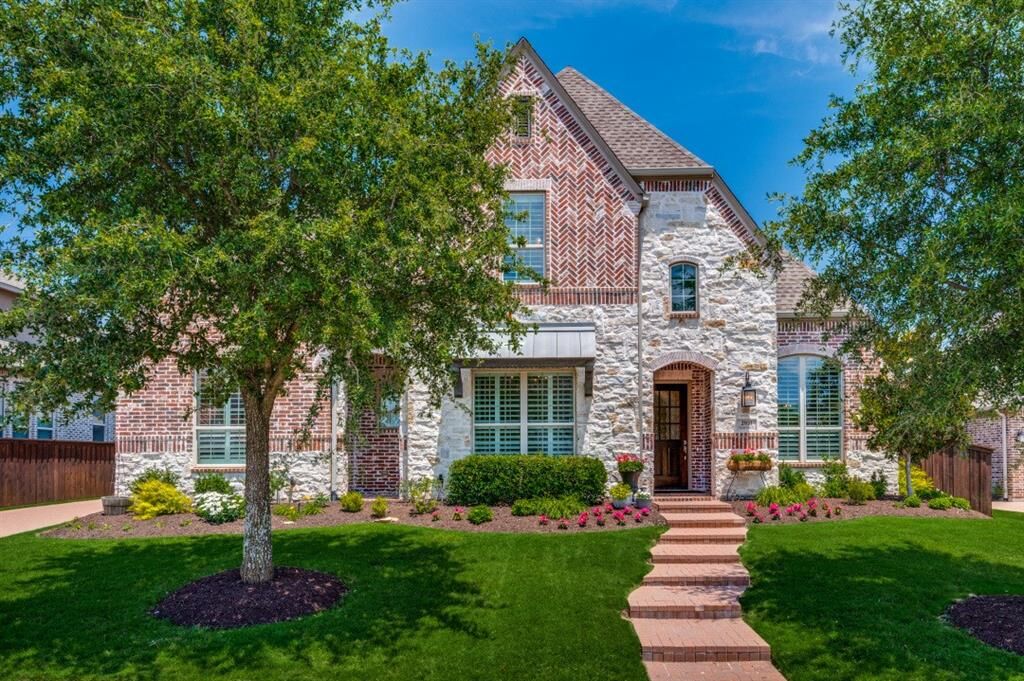 Property Photo:  2931 Gentle Creek Trail  TX 75078 