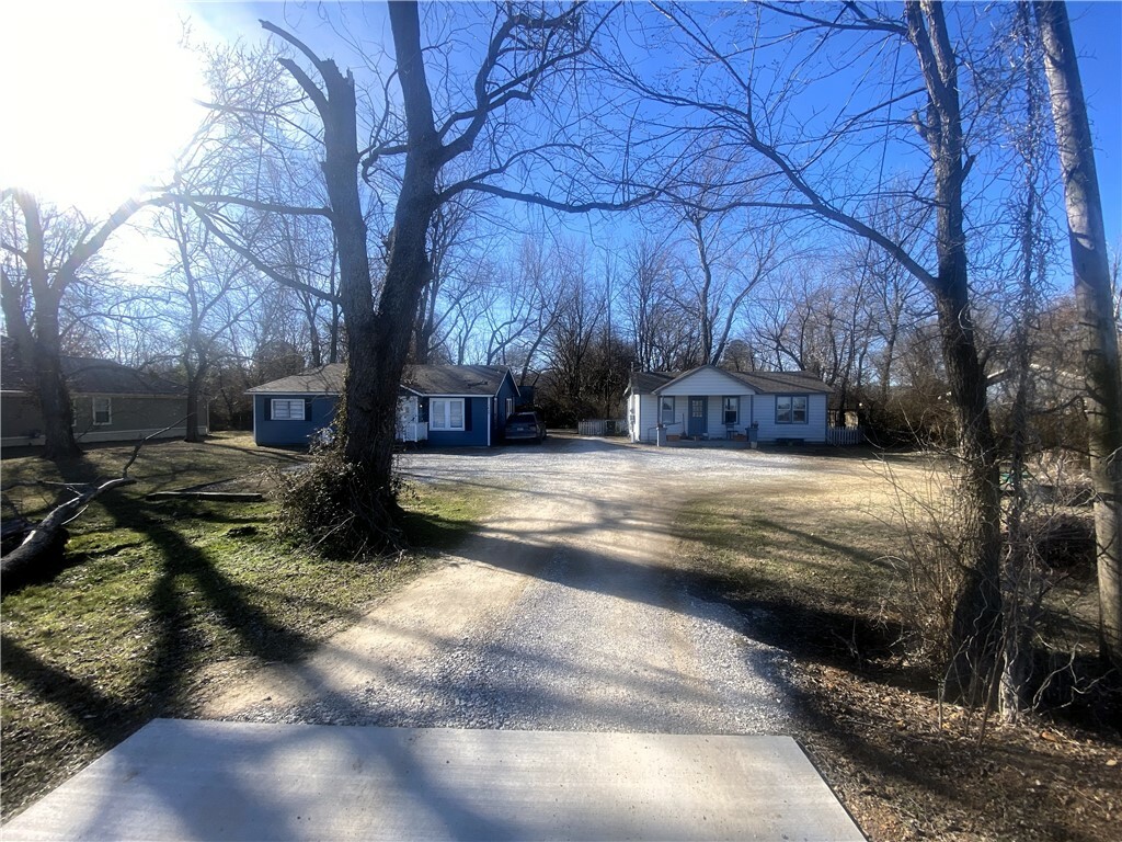 1429 Deane Street  Fayetteville AR 72703 photo