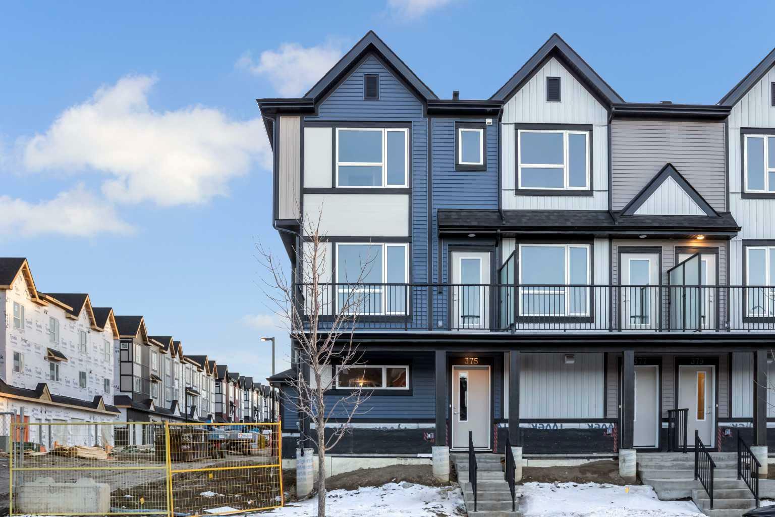 Property Photo: 375 Belmont Avenue SW AB T2X 4A6