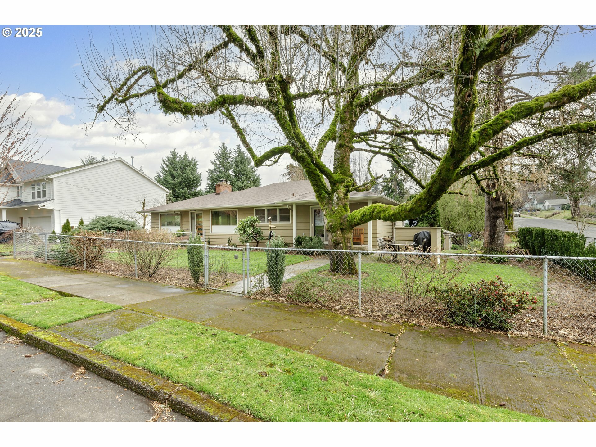 1608 Jackson St  Oregon City OR 97045 photo