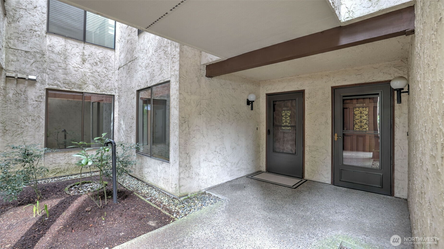 11023  Glen Acres Drive S 23A  Seattle WA 98168 photo