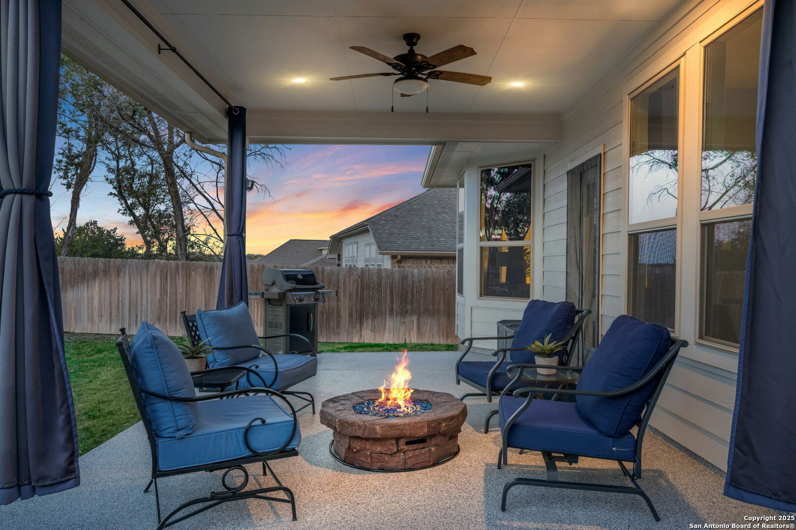 Property Photo: 4107 Colina TX 78261