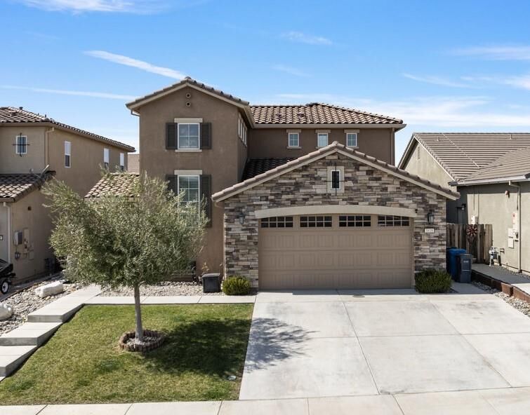 Property Photo: 1618 Lily Court CA 95023